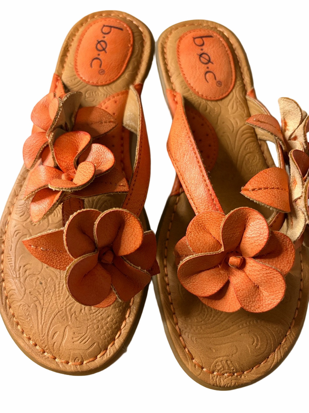b.o.c. Born Concept Leather Floral Sandals | NWOT | Sz 6